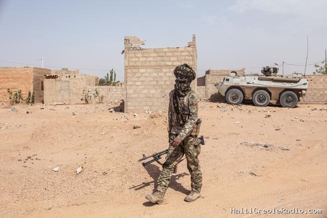 À Anéfis, dans le nord du Mali, une bataille militaire autant que de communication