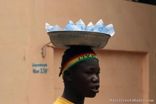 À Bamako, les quartiers périphériques “dans un état de privation d’eau chronique”