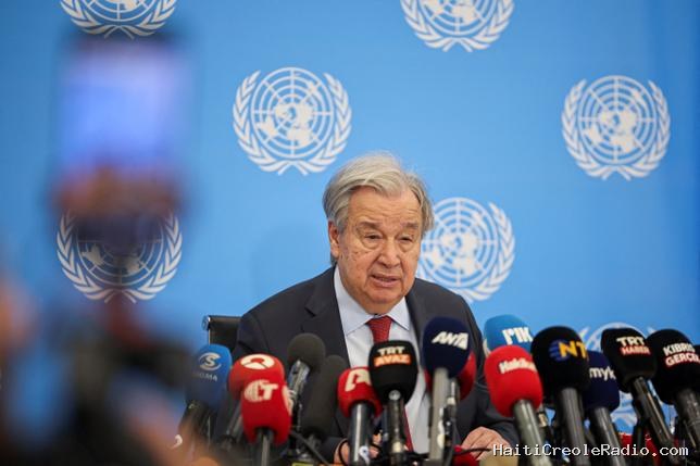 À Chypre, Guterres veut entretenir l’espoir de négociations pour une réunification