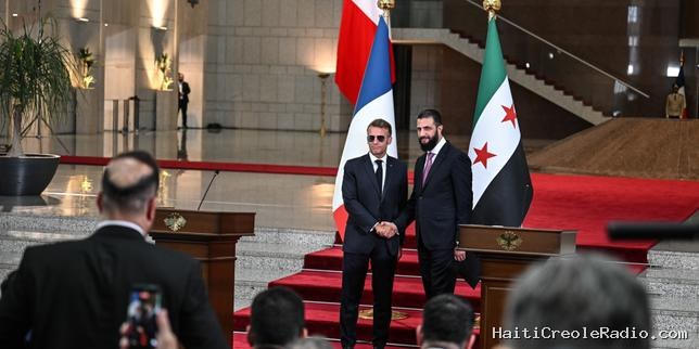 A Damas, Emmanuel Macron fait part de sa « conviction que s’ouvre une nouvelle ère en Syrie »