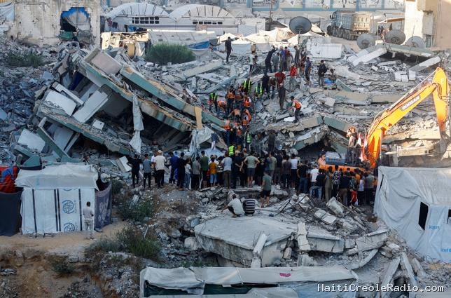 À Gaza, l’effondrement d’un immeuble endommagé par la guerre provoque une “catastrophe humanitaire”