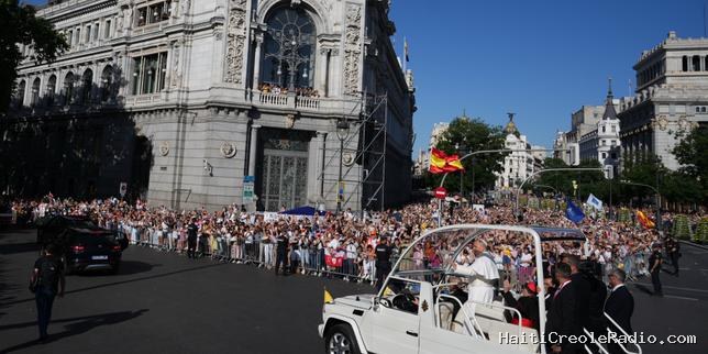A Madrid, plus d’un million de fidèles réunis pour la messe du pape Léon XIV, en présence du roi Felipe VI