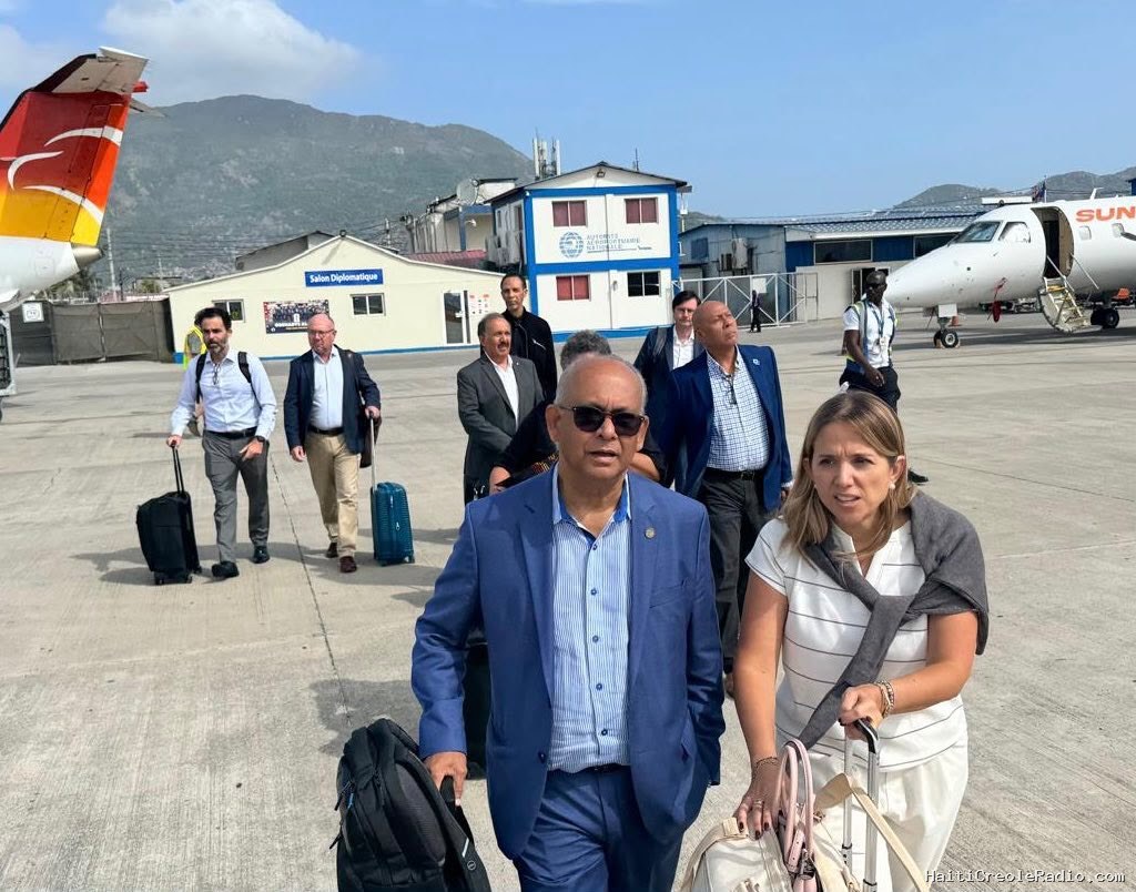 Albert Ramdin en Haïti avec une importante délégation internationale
