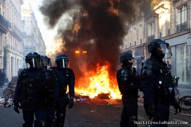 Après le 17 octobre, les grands groupes comptent leurs pertes, et les marchés s’affolent