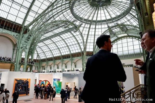 Art Basel Paris, symbole des inégalités qui minent la France et l’Europe