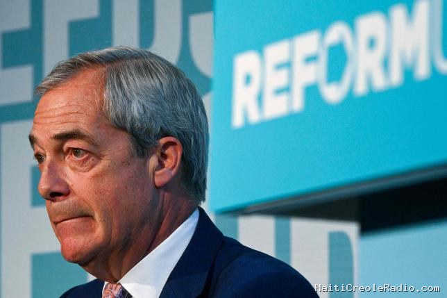Attaqué sur ses finances personnelles, Nigel Farage démissionne… et se représente