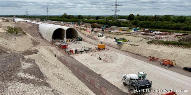 Au Royaume-Uni, l’incroyable fiasco de HS2, la future ligne ferroviaire à grande vitesse qui va coûter plus de 100 milliards d’euros