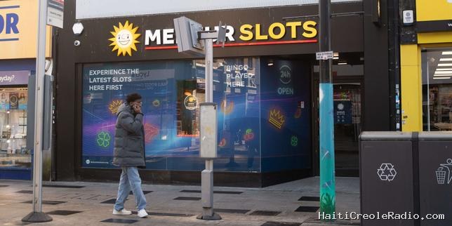 Au Royaume-Uni, la multiplication des « minicasinos » favorise l’addiction aux jeux
