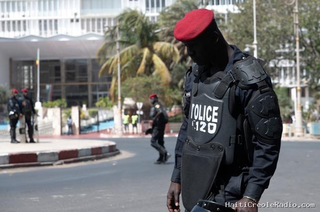 Au Sénégal, un climat de “suspicion permanente à l’égard de l’étranger”