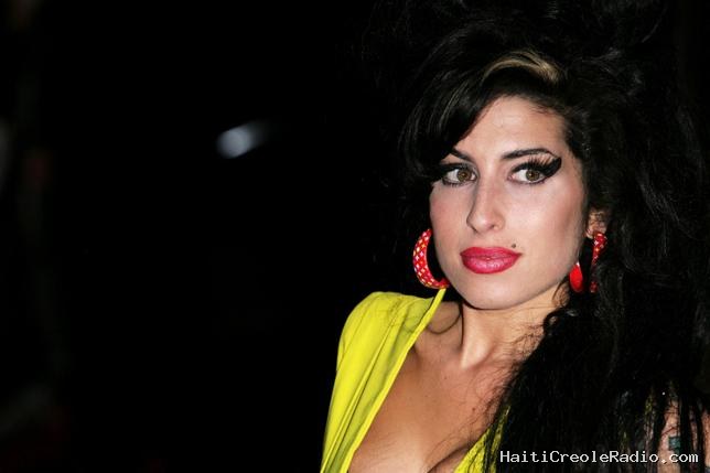 “Back to Black”, d’Amy Winehouse, a 20 ans : “Qui pourrait savoir où elle serait aujourd’hui ?”