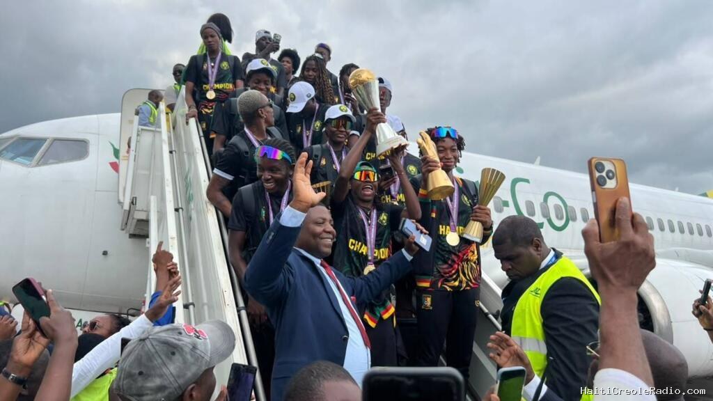 Cameroun: championnes d'Afrique 2026, les Lionnes indomptables font un retour triomphal à Yaoundé