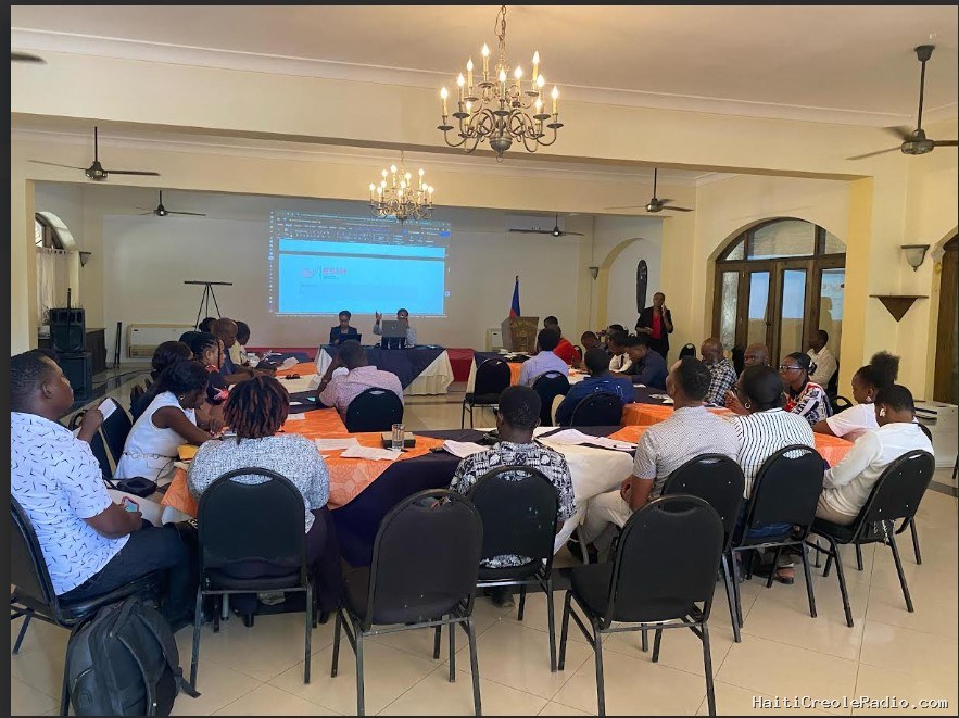 Cap-Haïtien : des journalistes du Grand Nord formés à l’intelligence artificielle pour relever les défis du journalisme numérique