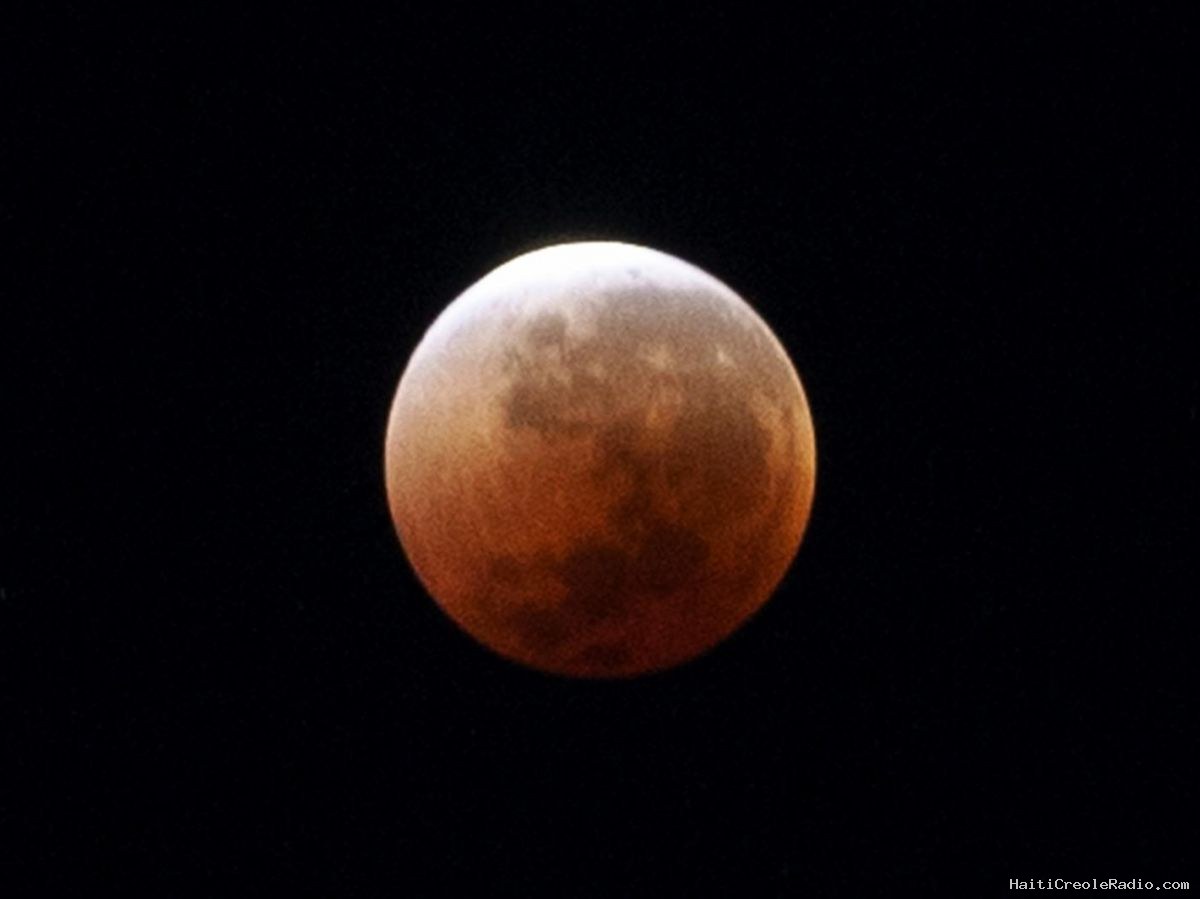 Carte du ciel d'août 2026 : la Lune s'éclipse... partiellement