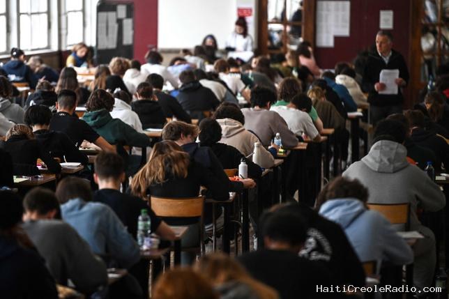 Classement PISA 2025 : l’OCDE constate un affaissement général du niveau des élèves, plus marqué en Occident
