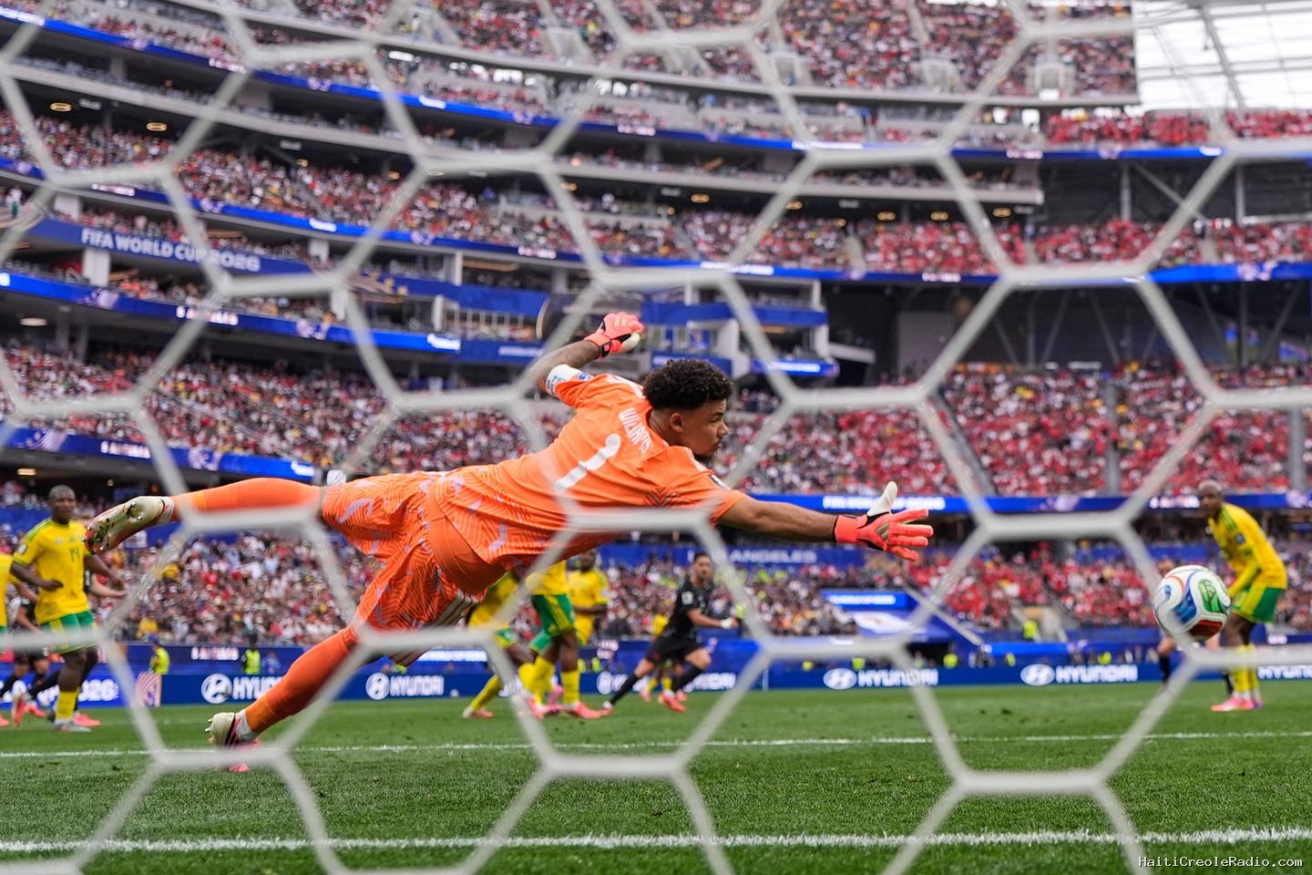 Coupe du monde 2026 : le Canada premier qualifié pour les huitièmes de finale après avoir éliminé in extremis l’Afrique du Sud