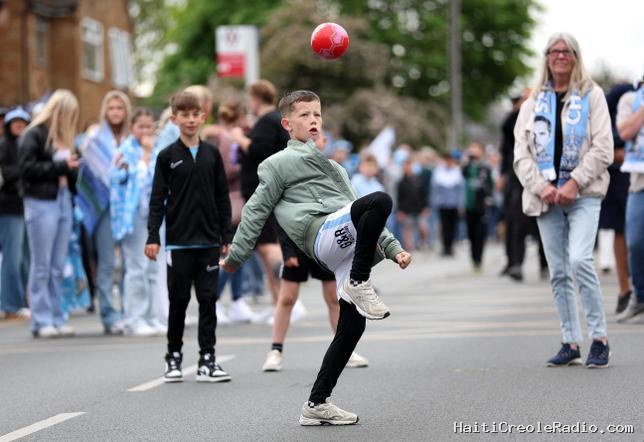 Coventry, la “jungle de béton”, brille enfin grâce à son club de foot