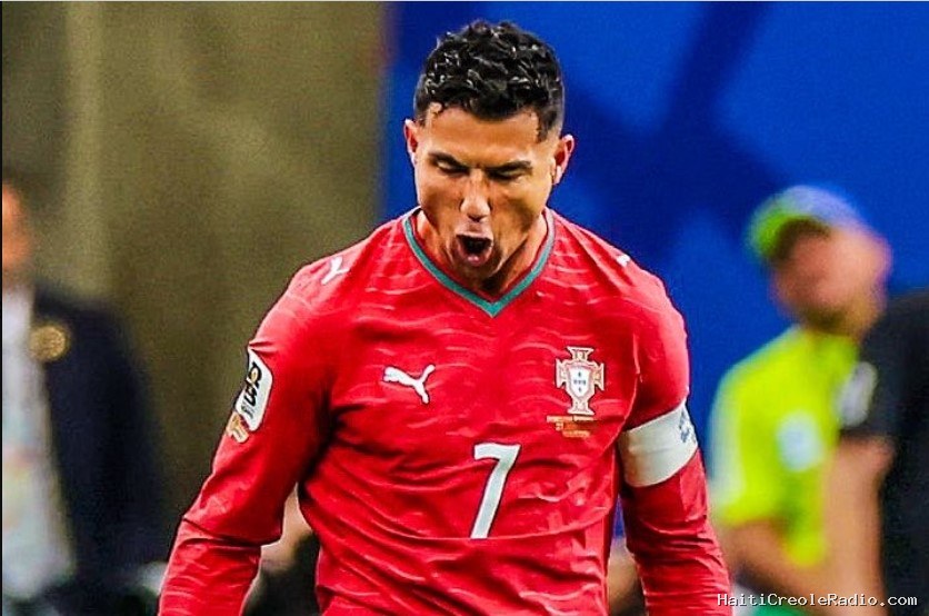Cristiano Ronaldo devient le premier joueur à marquer lors de six Coupes du monde