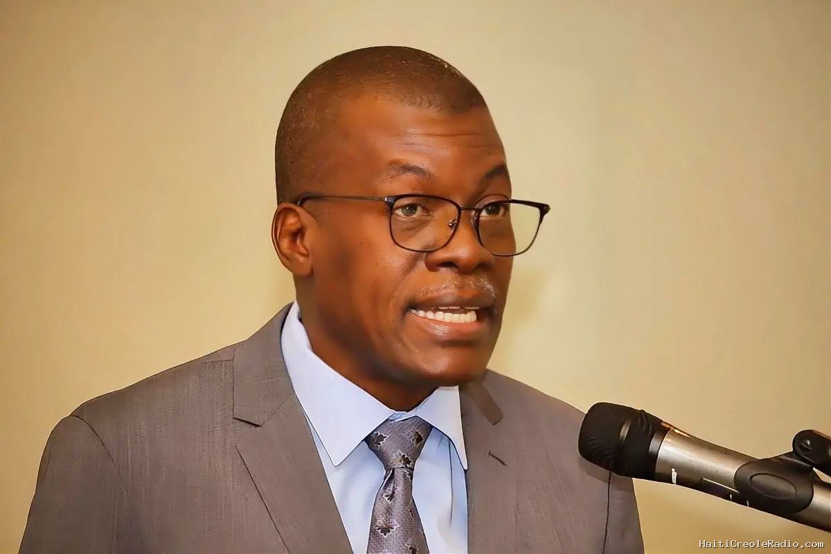 De retour en Haïti, Renan Hédouville revient sur ses neuf jours de détention aux États-Unis