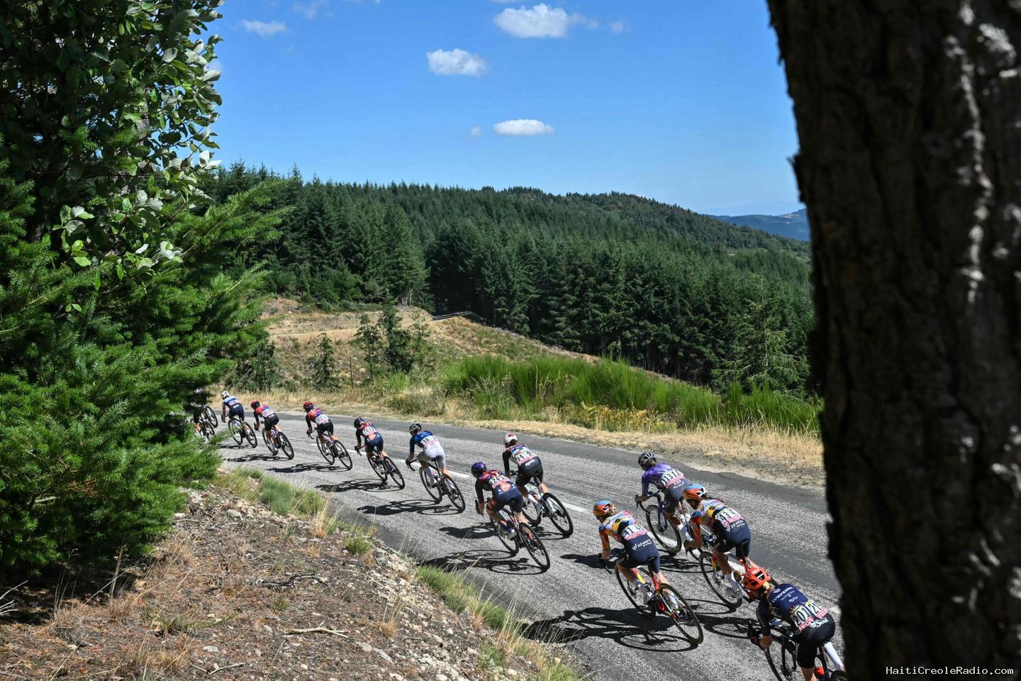 Derrière le succès du Tour de France Femmes, la crainte d’un cyclisme féminin à deux vitesses