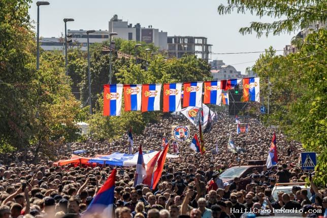 Des milliers de Serbes se pressent aux funérailles de Ratko Mladic, le “boucher de Bosnie”