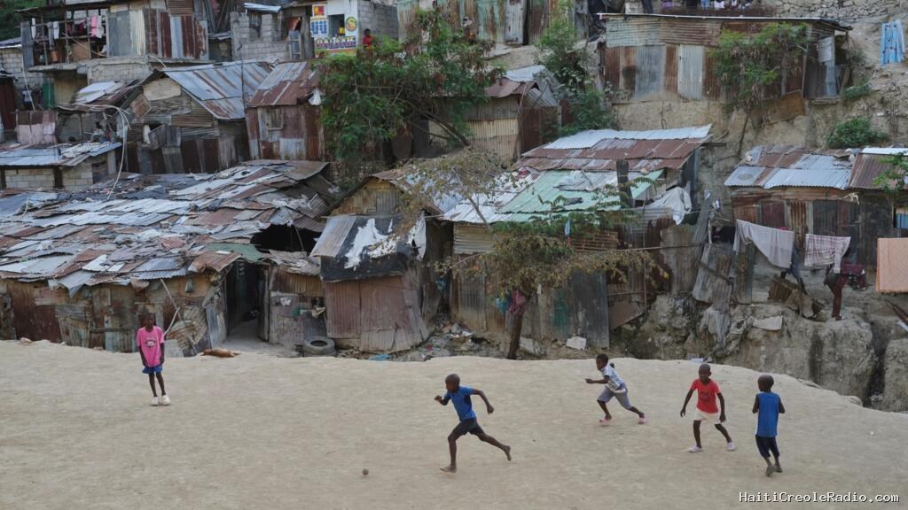 Difficile rentrée scolaire en Haïti