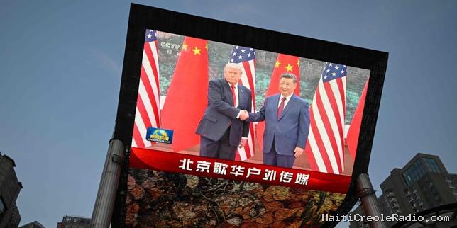 Donald Trump reçu à Pékin avec faste et une sévère mise en garde