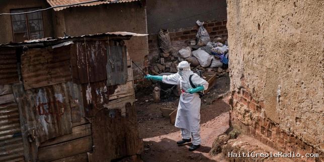 Ebola : l’OMS revoit à la baisse les cas suspects en RDC et en Ouganda, mais confirme la hausse des cas avérés