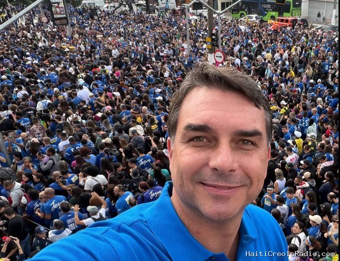 Élections – Brésil : Le fils ainé de l’ex président Bolsonaro se lance dans la course face à Lula