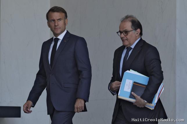 Emmanuel Macron “colonise l’État” en nommant ses proches collaborateurs à des postes clés