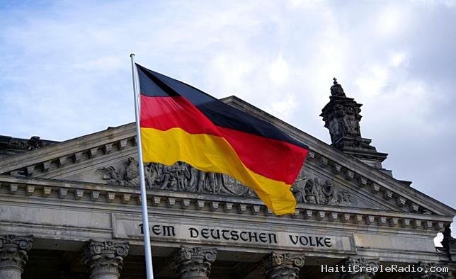 En Allemagne, l’angoisse des étrangers face à la montée de l’AfD : “Où allons-nous vivre ?”
