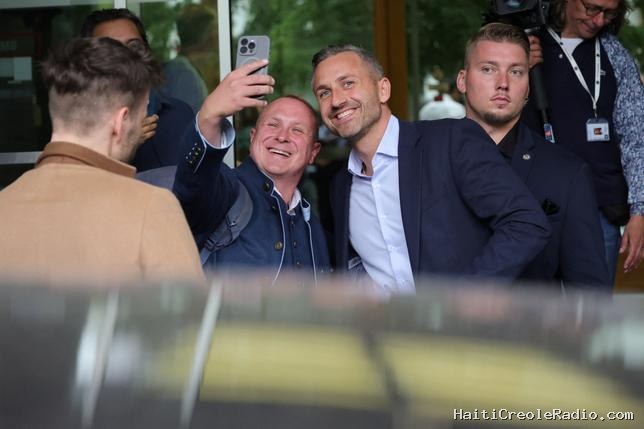 En Allemagne, le pare-feu contre l’extrême droite est-il “bon à jeter aux flammes ?”