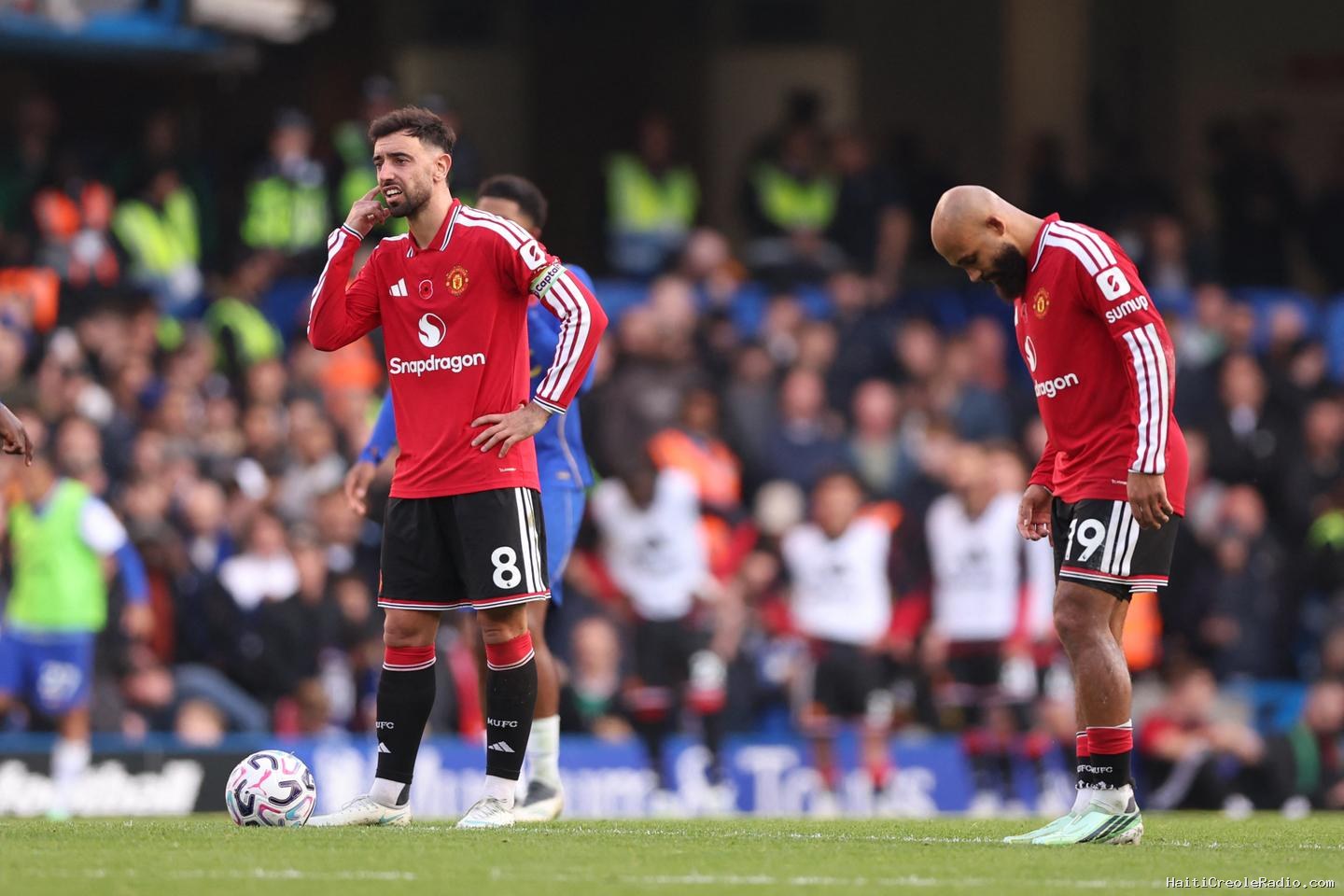 En Angleterre, Manchester United s’enfonce un peu plus dans la crise après sa défaite sur la pelouse de Chelsea
