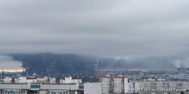 EN DIRECT, guerre en Ukraine : l’Ukraine frappe à nouveau une station de pompage de pétrole près de Moscou