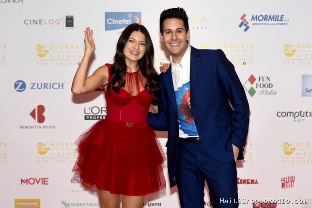 En Italie, un couple de youtubeurs commercialise ses noces : “Le monstre final des mariages”