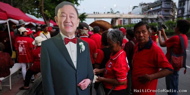 En Thaïlande, l’ancien premier ministre Thaksin Shinawatra retrouve la liberté