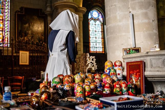 Espionnage et encensoirs : l’Église orthodoxe au service du Kremlin