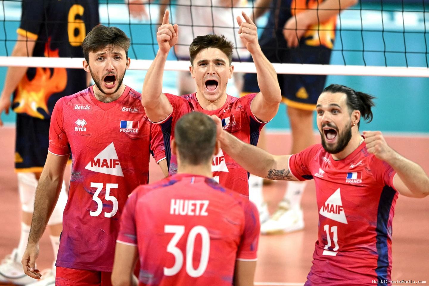 Euro de volley : conquérants, les Français écartent la Roumanie et se hissent dans le dernier carré