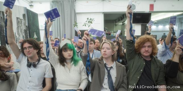 Face à Poutine, le rebelle Ilia Iachine crée un parti pour unir les oppositions russes en exil