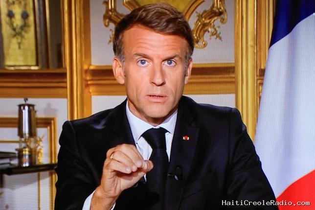 Face à une France livrée au “chaos”, Macron apparaît “impuissant” et sans poids politique
