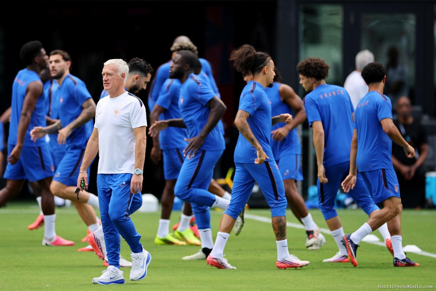 France-Angleterre, un match que « personne n’a envie de jouer » mais pas dénué d’enjeux