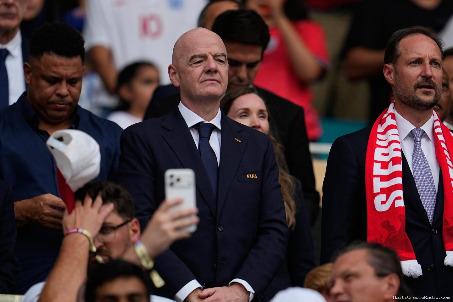 Gianni Infantino, un président de la FIFA fragilisé par sa soif de profits