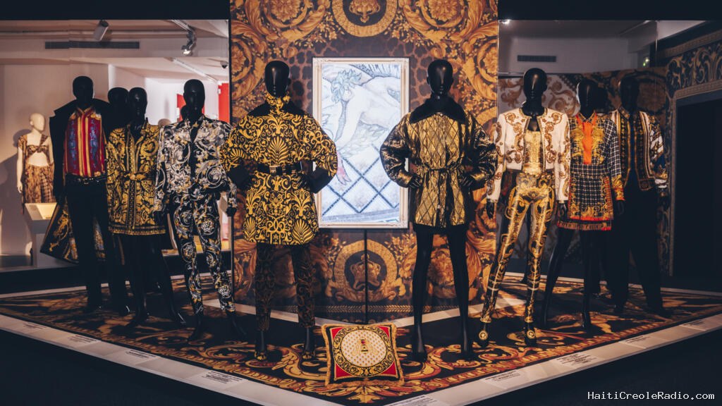 Gianni Versace donne le vertige de la mode au musée Maillol, à Paris