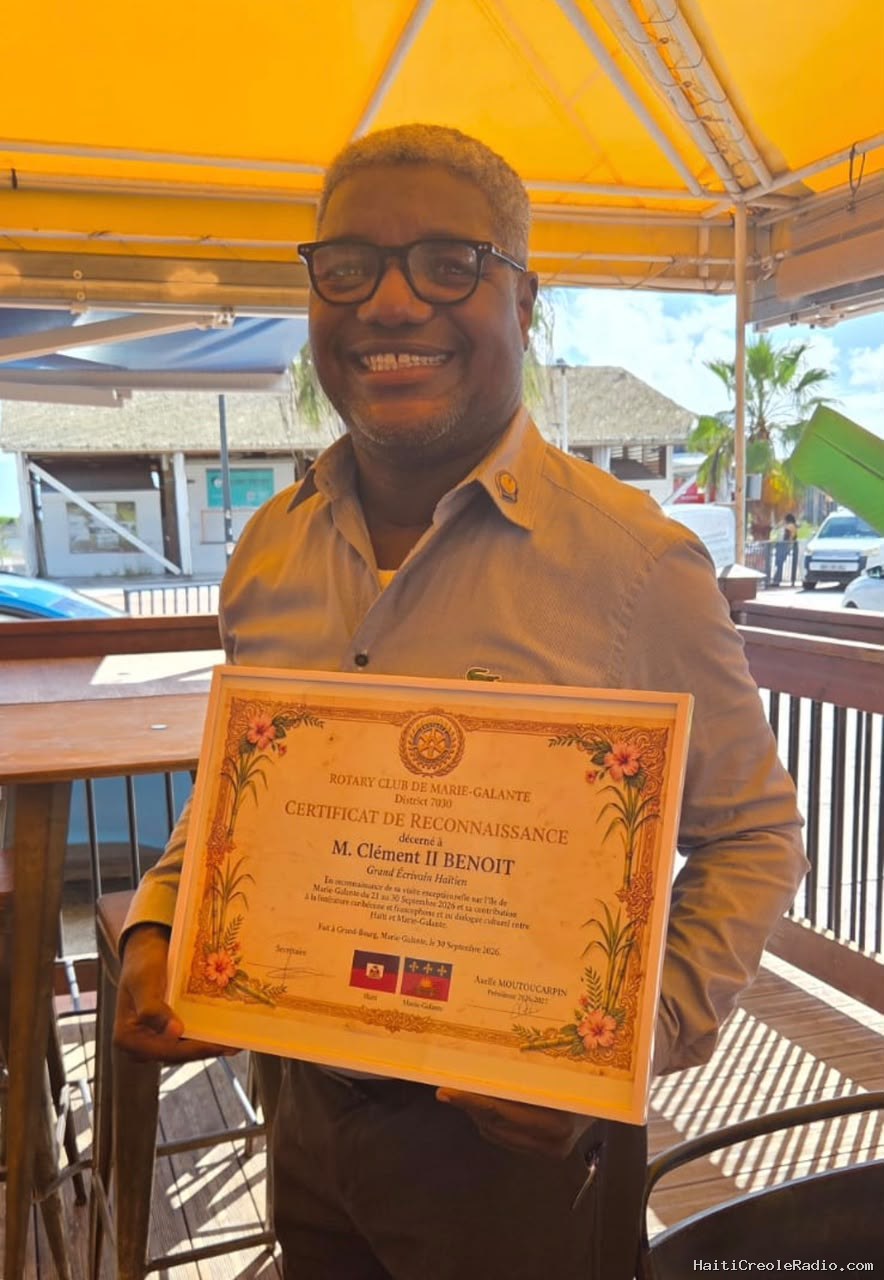 Guadeloupe | Clément II BENOÎT, un passeur de livres honoré par le Rotary de Marie-Galante