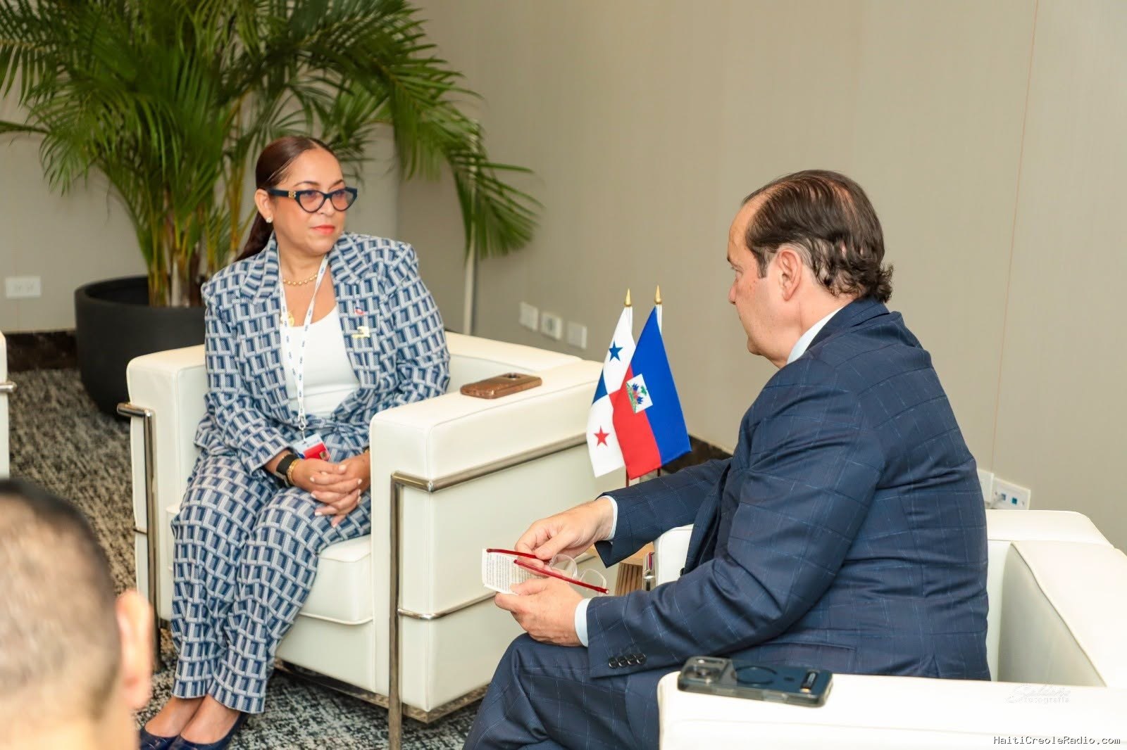 Haïti et le Panama discutent sécurité, reprise des vols et coopération consulaire
