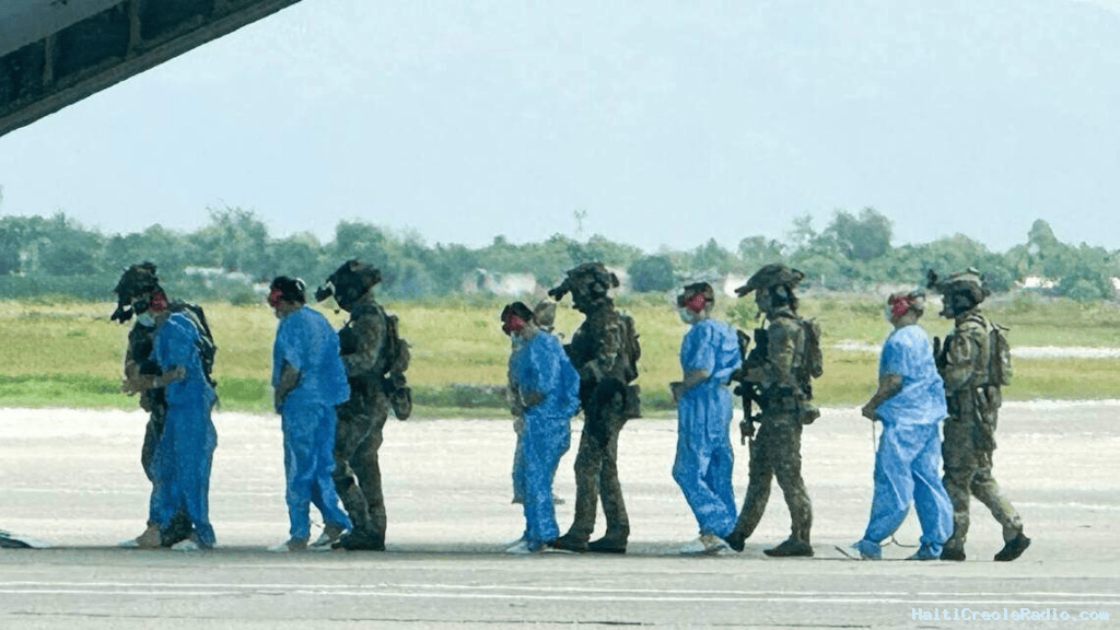 Haïti–Etats-Unis | Deux départs, deux traitements : tapis rouge et honneurs militaires pour Fils-Aimé, menottes et chaînes pour Badio, ami de l’ex-PM Ariel Henry
