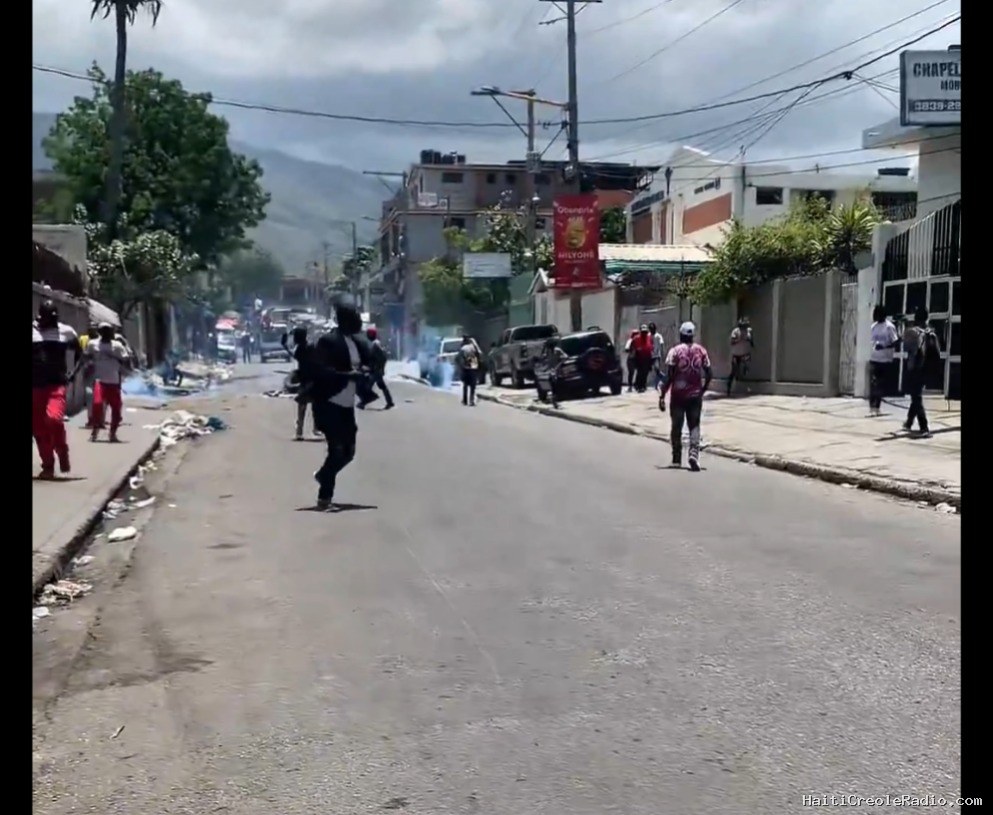 HAÏTI | KENSCOFF — 25 morts selon les autorités, 47 selon l’ONU : derrière la bataille des chiffres, aucune démission après dix-neuf mois d’attaques