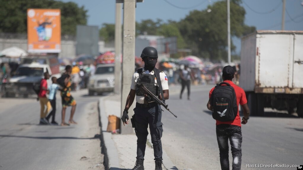 HAÏTI | KENSCOFF — Le policier qui aurait alerté sa hiérarchie avant le carnage mis en cause : qui avait retiré les hommes et les blindés ?
