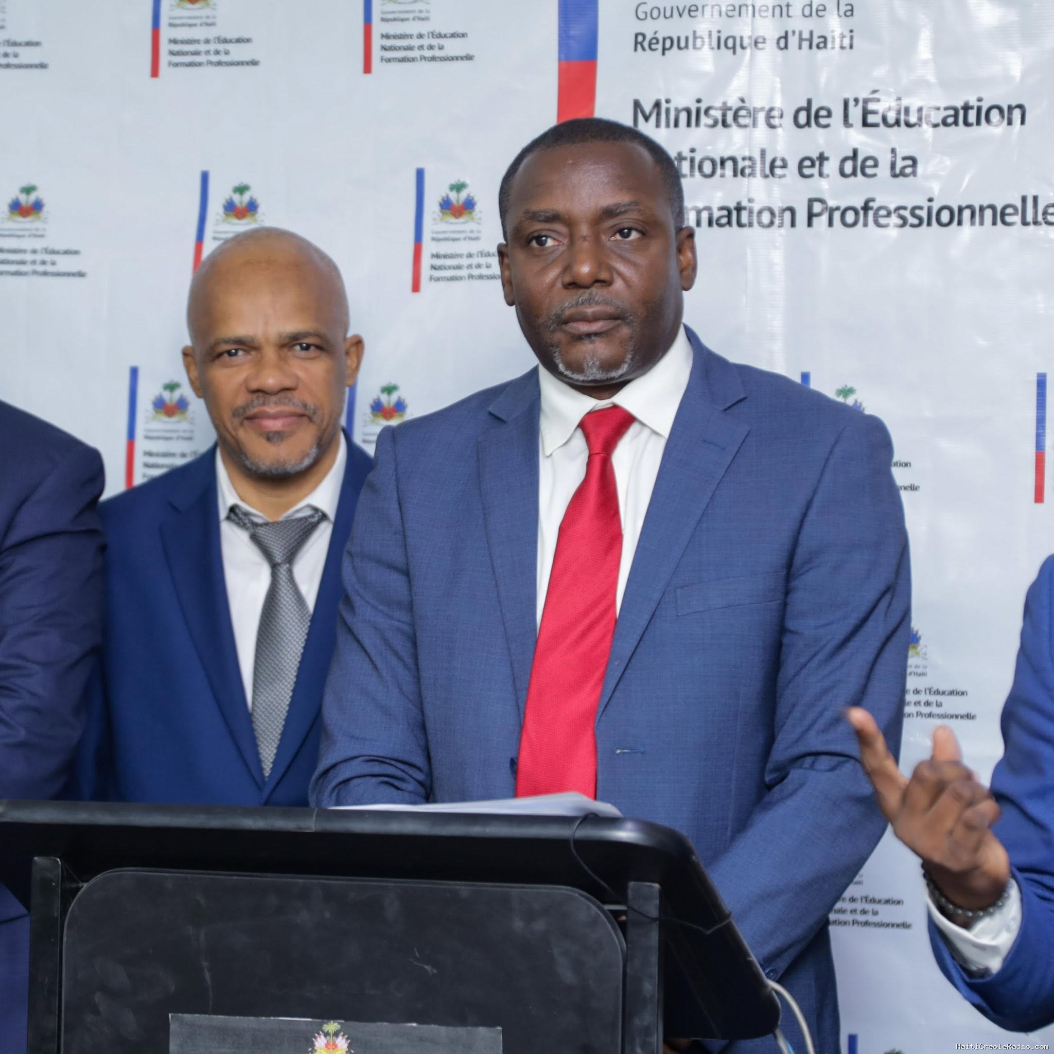 Haïti : près de 190 000 candidats attendus aux examens d’État dès lundi