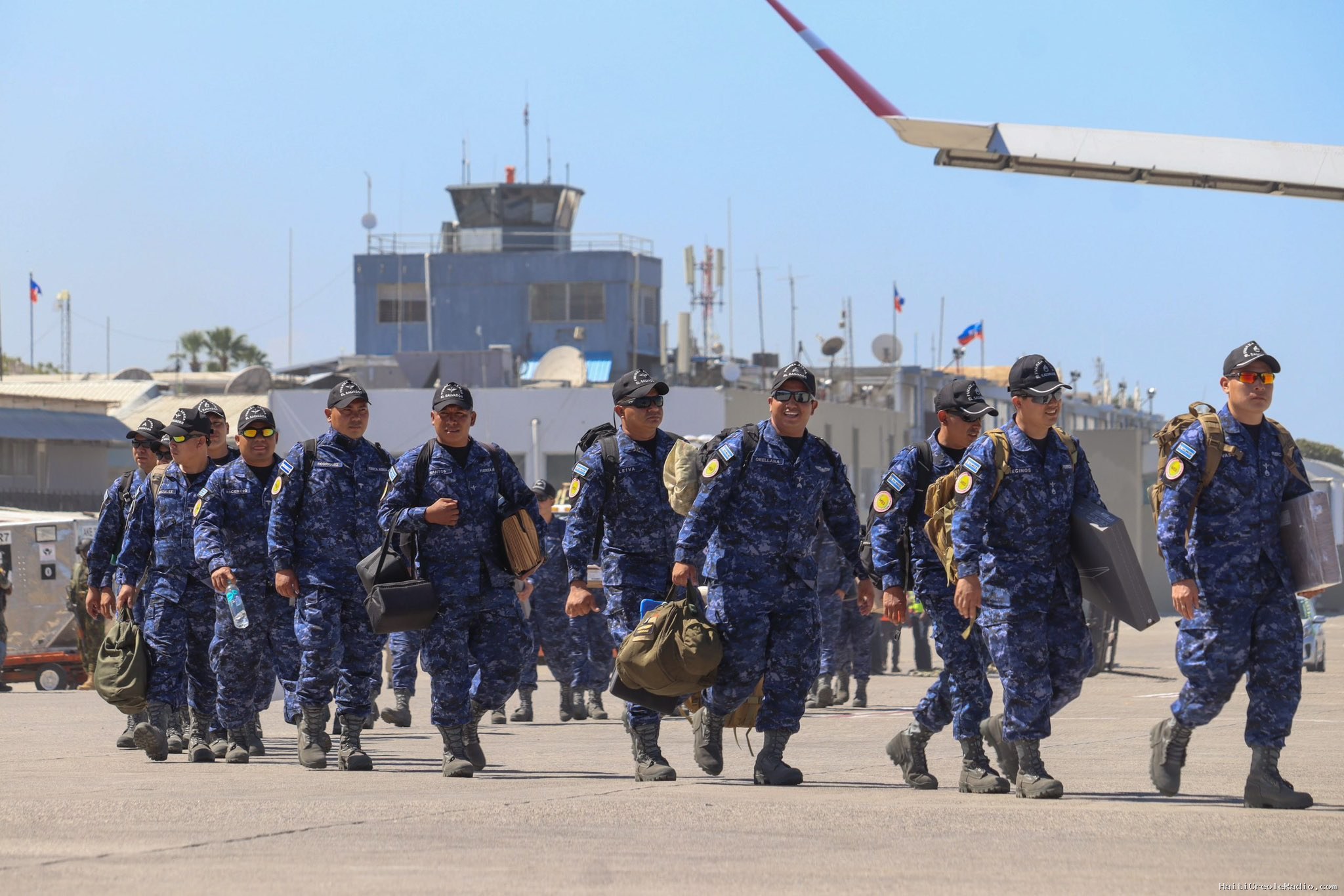 Haïti — Quatre corps calcinés retrouvés près de Port-au-Prince : seraient-ils ceux des militaires salvadoriens disparus ?