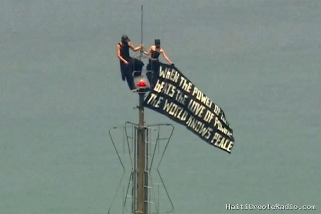 “Il vient de la demander en mariage” : un couple grimpe sur le toit de l’Empire State Building